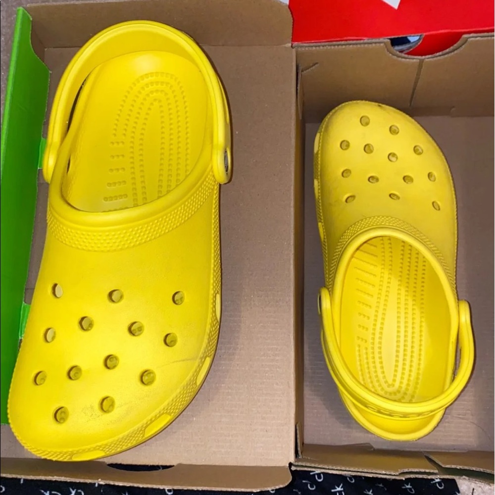 Crocs - Picture 2 of 2